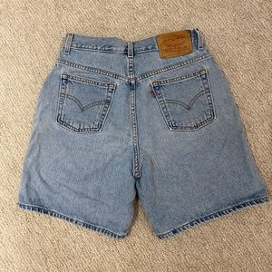 Levi’s Vintage Mom Jean Shorts